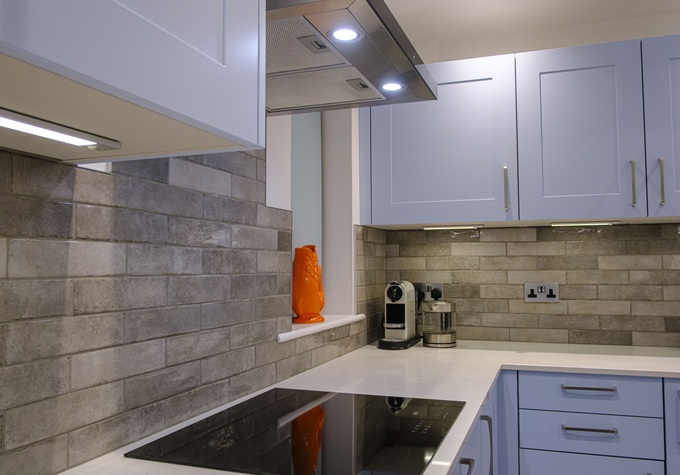 traditional shaker kitchen in Milford-on-sea, Hampshire in bespoke colour